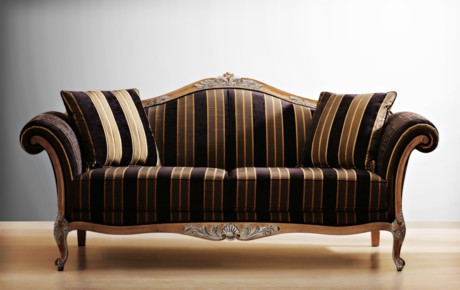 upholstred sofa clean